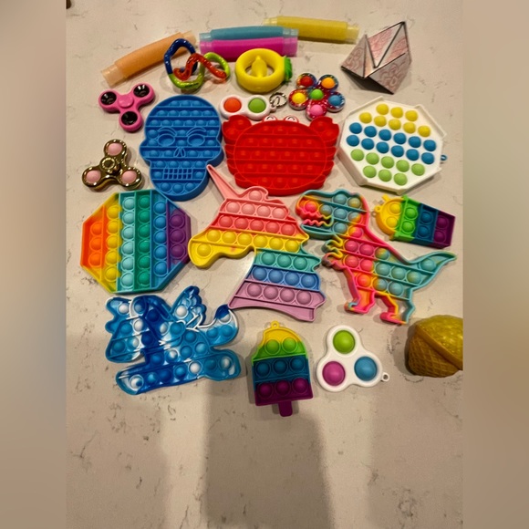 💕Fidget Bundle💕 - Picture 2 of 5